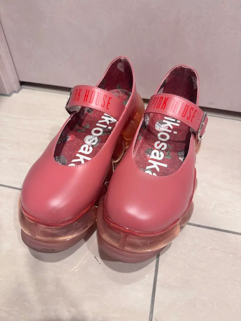 PINK_b3d3151e-1be3-45e8-b06c-