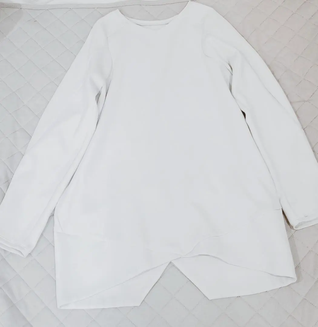 Etw.Vonneguet エトヴァスボネゲ カットソー トップス
