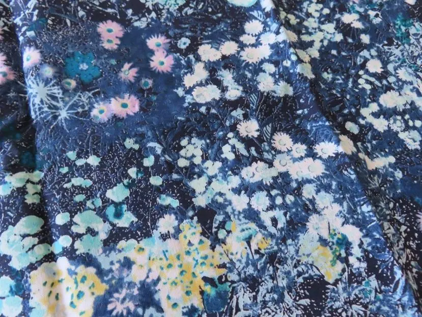 Thumbnail of Floral print, 100% cotton, Secret Garden fabric, 105 x 27cm