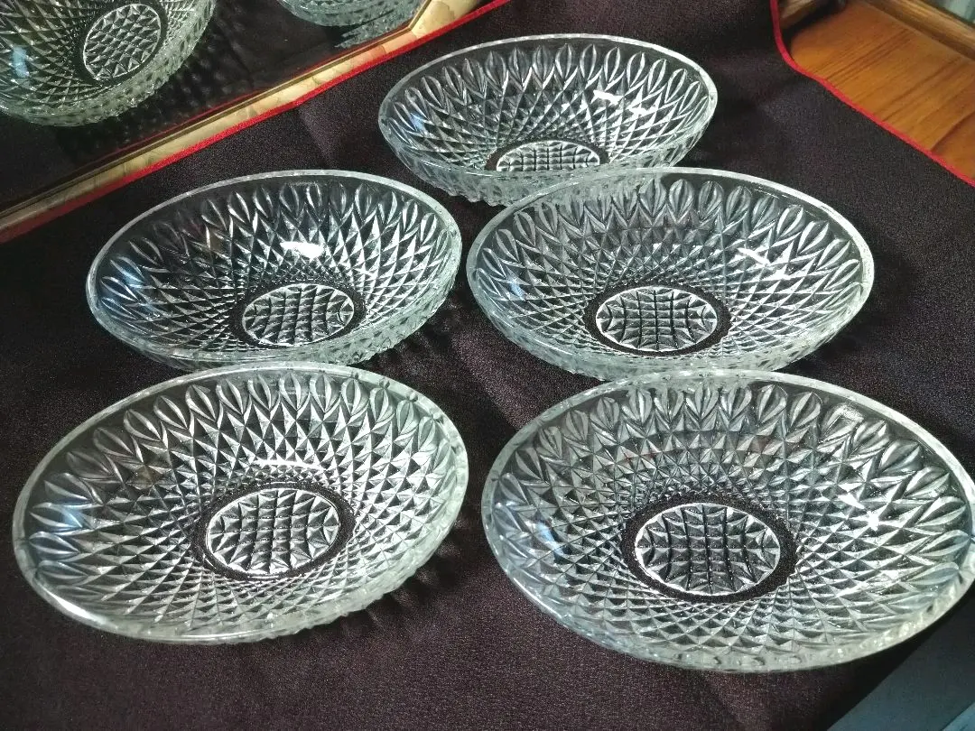 Thumbnail of HOYA Glassware / Oval Small Bowl / Dessert Plate