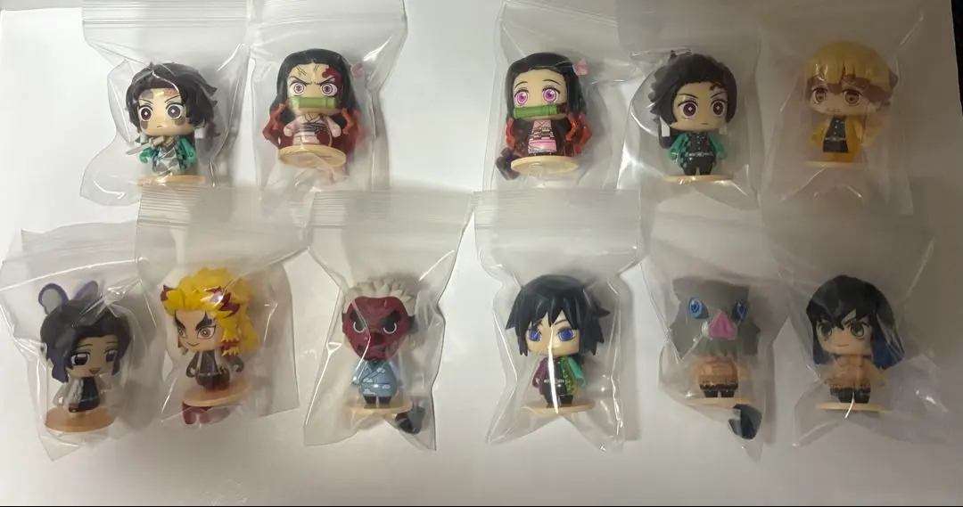 鬼滅之刃 迷你公仔 11個一套 的縮圖