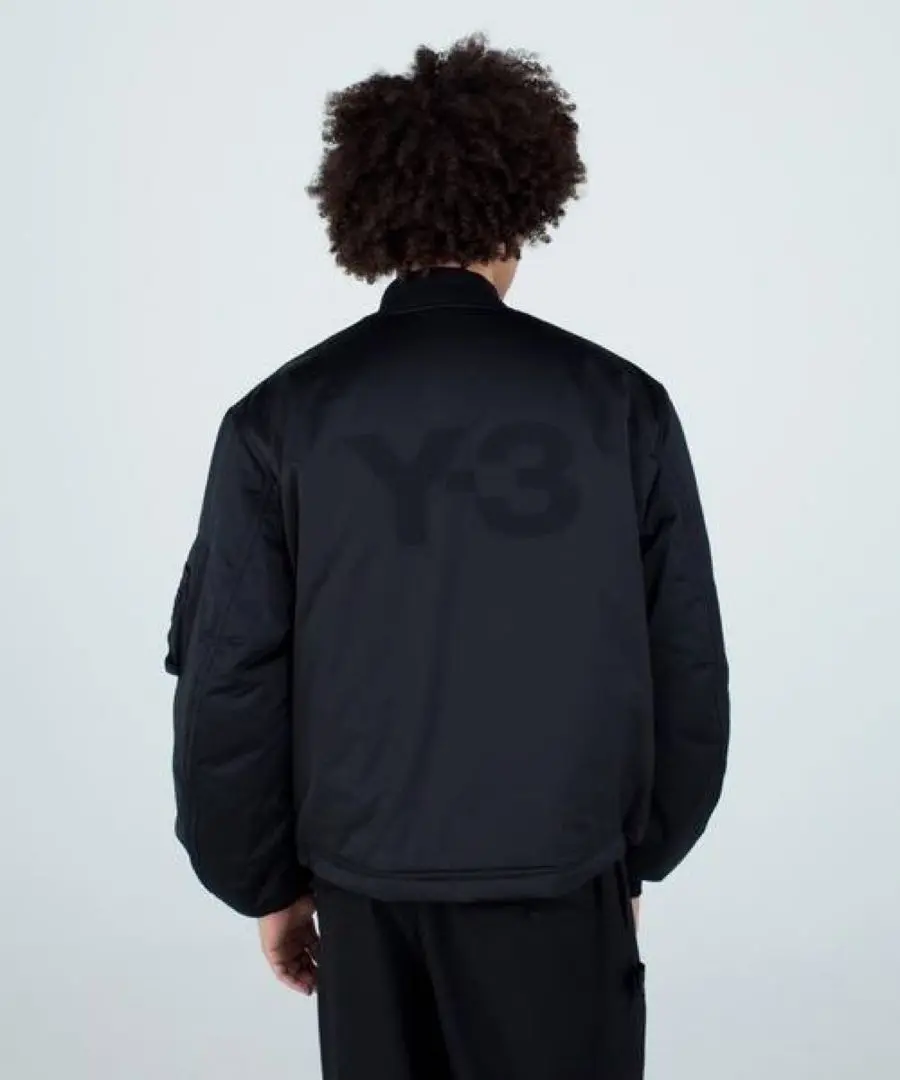 Y-3 ホワイト MA-1 フライトジャケット Y-3(ワイスリー) MA-1(メンズ) - 海外通販のBUYMA