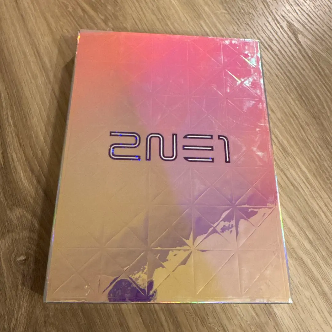 2NE1  ミニ アルバム  直筆 サイン入り  CD 直筆サイン入り】2NE1 2011 SECOND MINI ALBUM