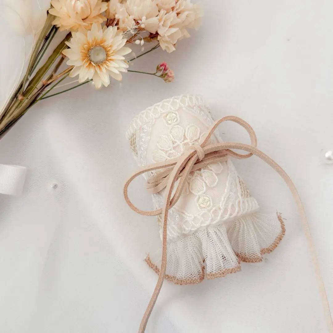 Thumbnail of Indian embroidered ribbon pony hook hair cuff ivory brown edge lace