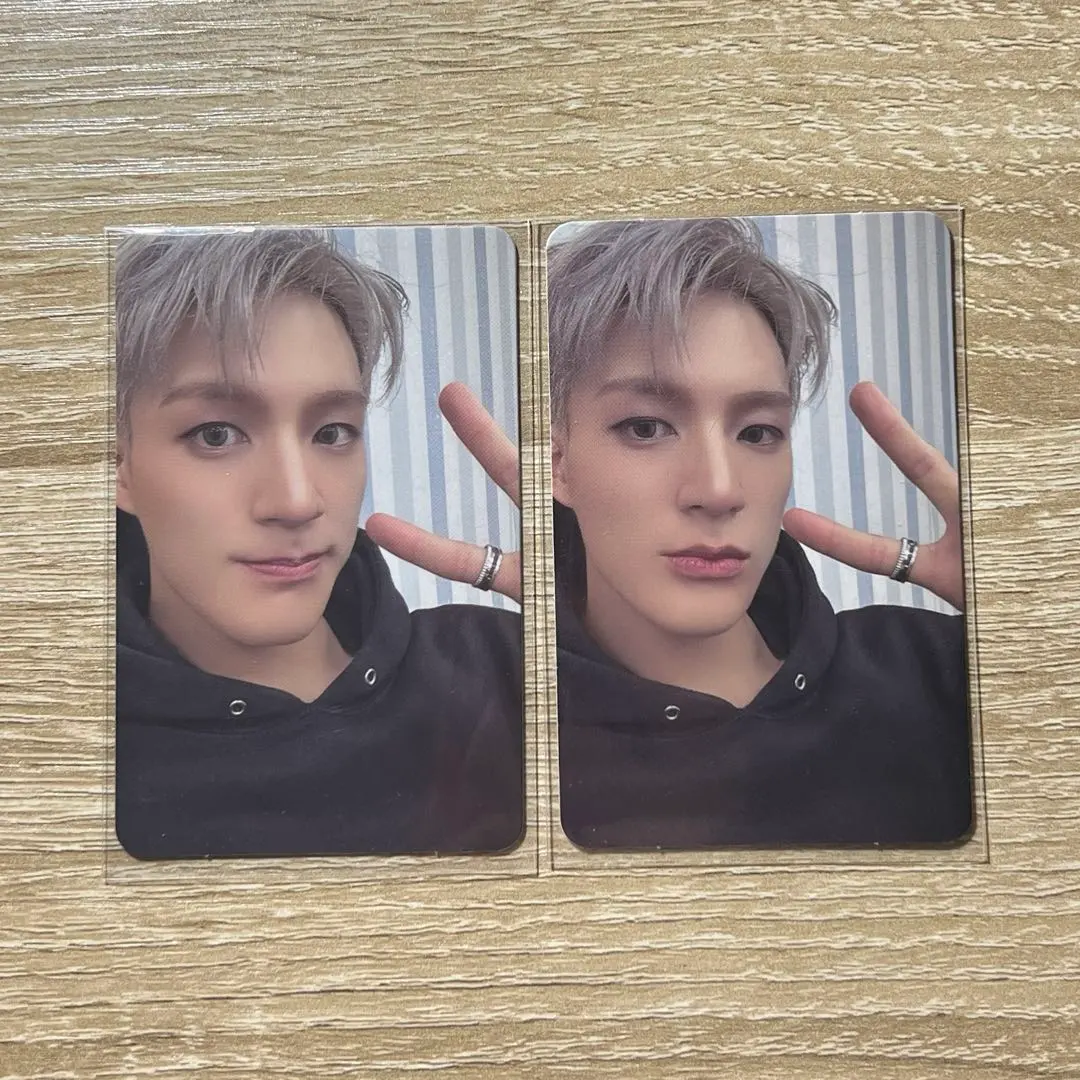 Thumbnail of Jeno NCT Dream BTTF fromm photocard x2