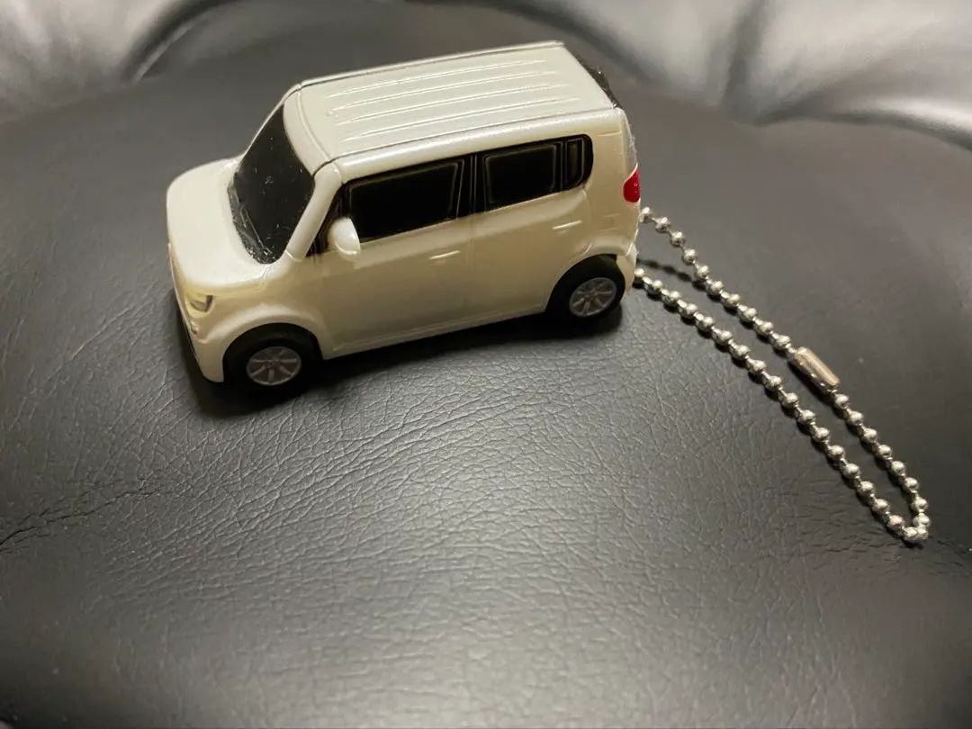 Thumbnail of MR Wagon Miniature Car Keychain