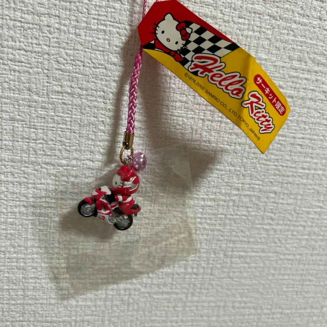 ハローキティ　根付　サーキット限定　バイク　赤 Amazon.co.jp: サーキット限定 バイク 赤 レッド 根付ストラップ