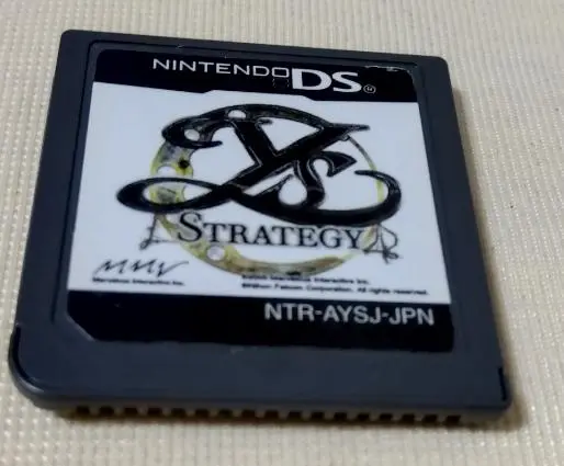 新品未開封　イース・ストラテジー DS Yahoo!オークション -「イース ストラテジー」の落札相場・落札価格
