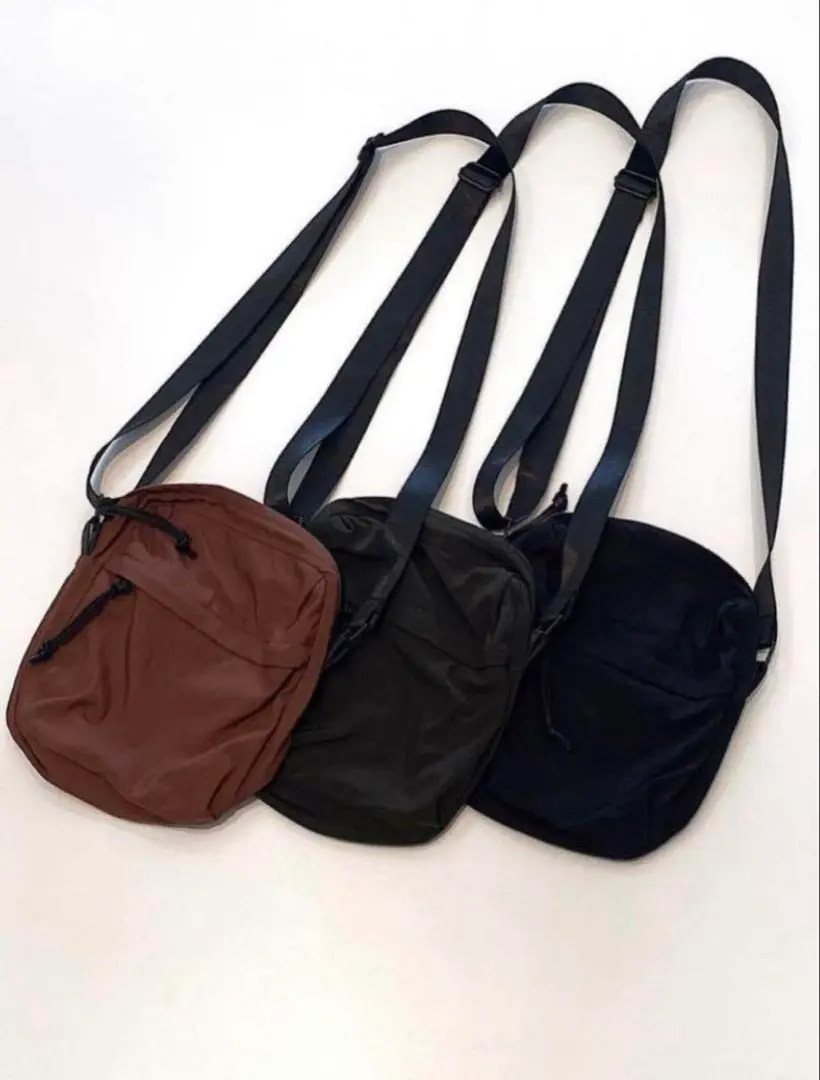 新品未使用 ヨーコサカモト 25SS RESEARCHER BAG スカイブルー SALEで更にお買得 新品未使用 ヨーコサカモト 25SS RESEARCHER