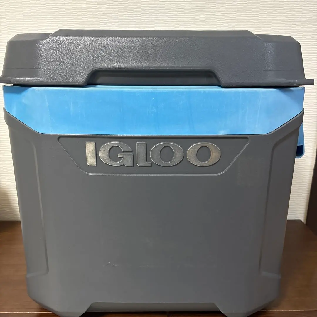 Thumbnail of IGLOO 58L Cooler Box