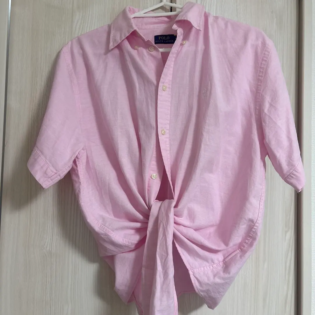 粉紅色 短袖 襯衫 結飾設計 的縮圖