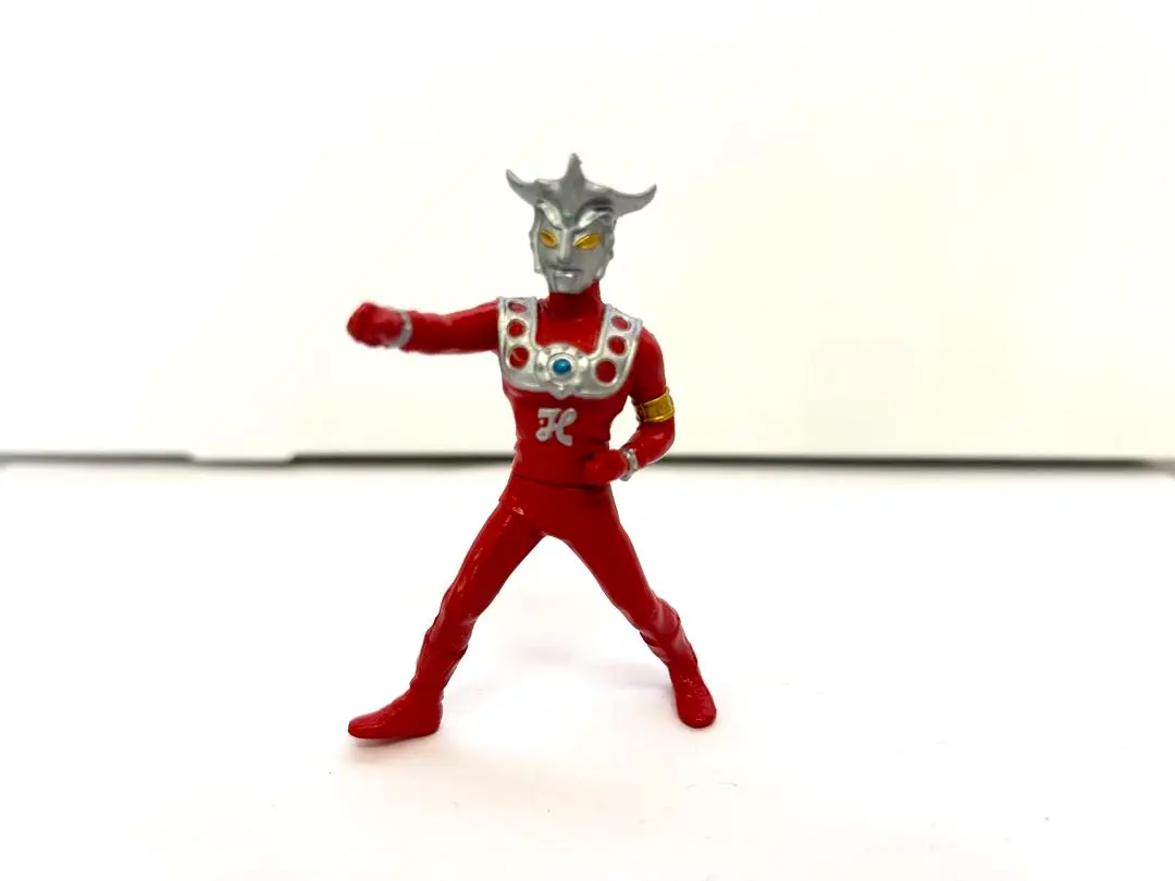 2025年最新】赤い玉 ウルトラマンの人気アイテム - メルカリ