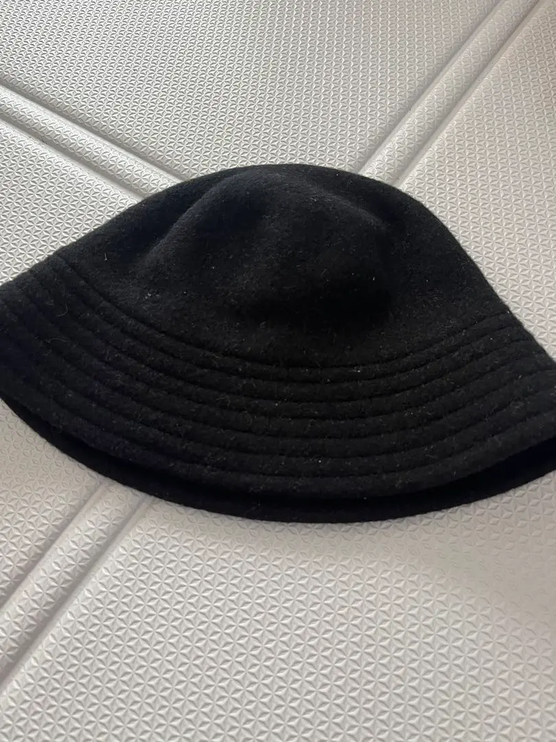 Thumbnail of UNIQLO hat