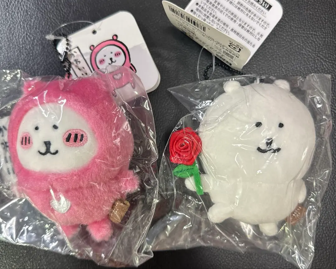 長野 可愛的小熊拿著愛心牌子的長野小熊吉祥物 玫瑰長野小熊 的縮圖