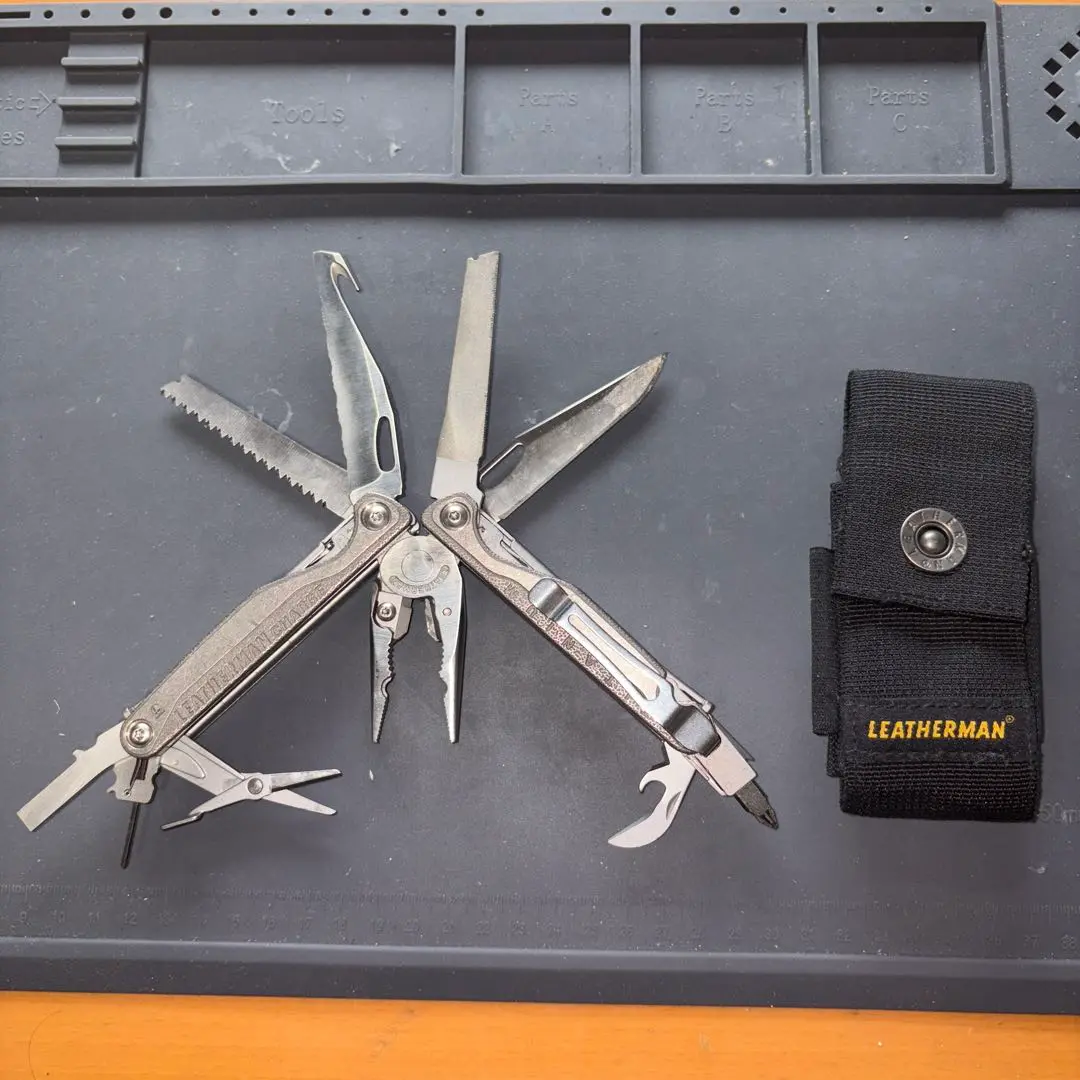 D3【used美品】LEATHERMAN CHARGE+ TTi マルチツール Amazon | LEATHERMAN (レザーマン) マルチツール CHARGE PLUS