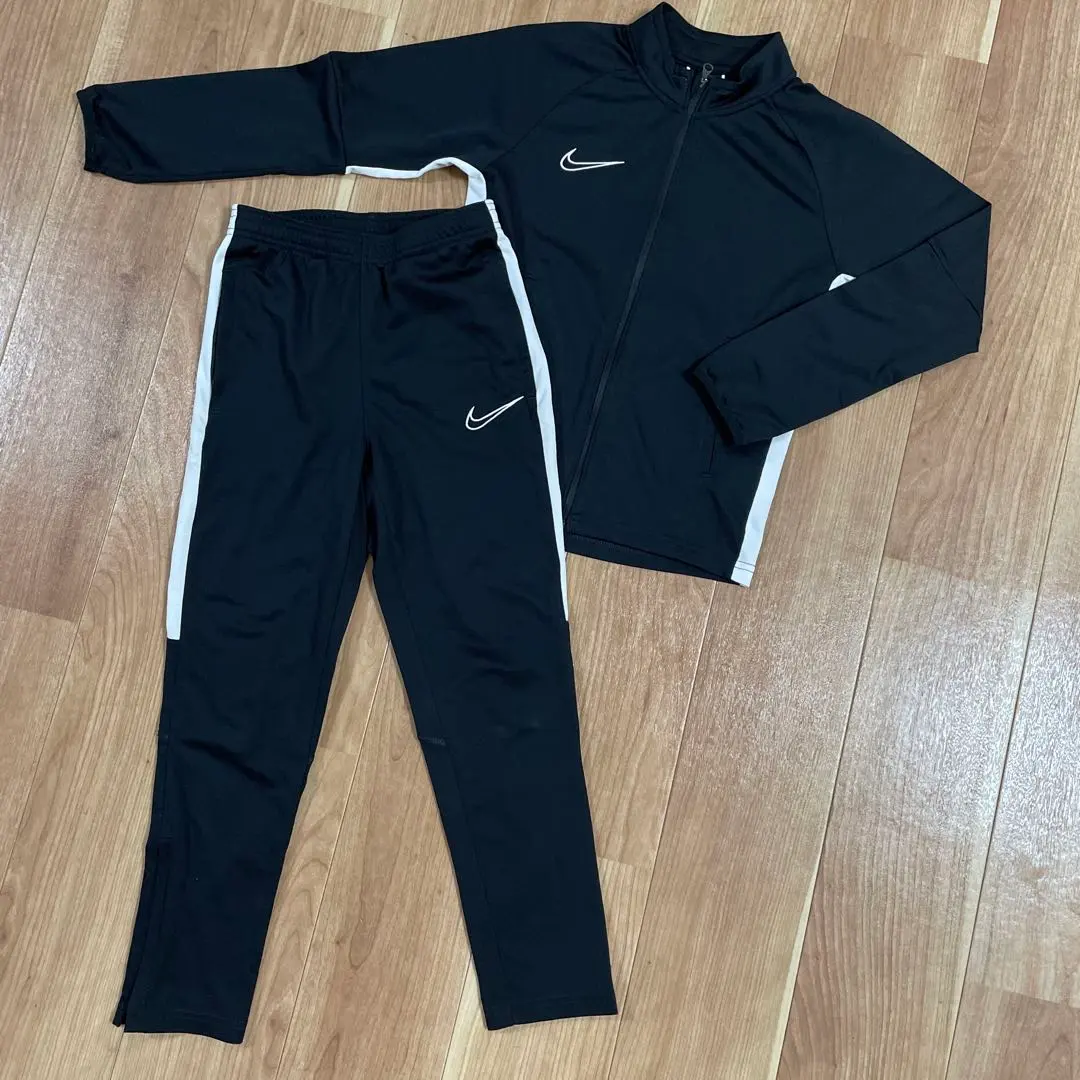 Thumbnail of NIKE Nike Jersey Pants Set Top and Bottom 140 150 Excellent Condition