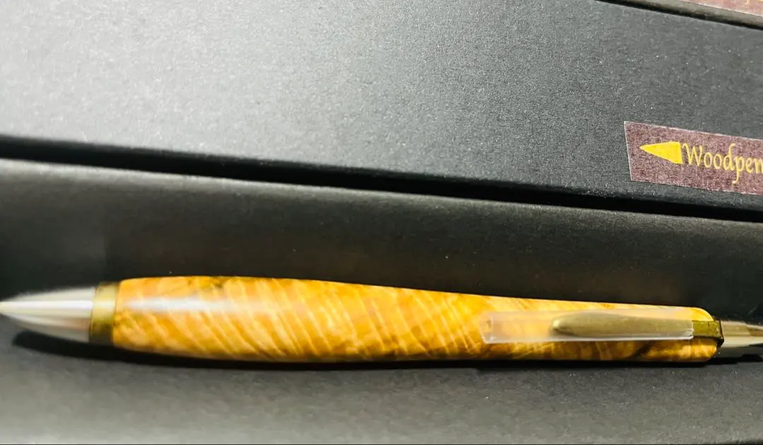 ウッドペンクラフト シャーペン　姫緑杉　浮造り国産黒漆 woodpen craft】屋久杉浮造り国産漆 エイリアンを徹底レビュー