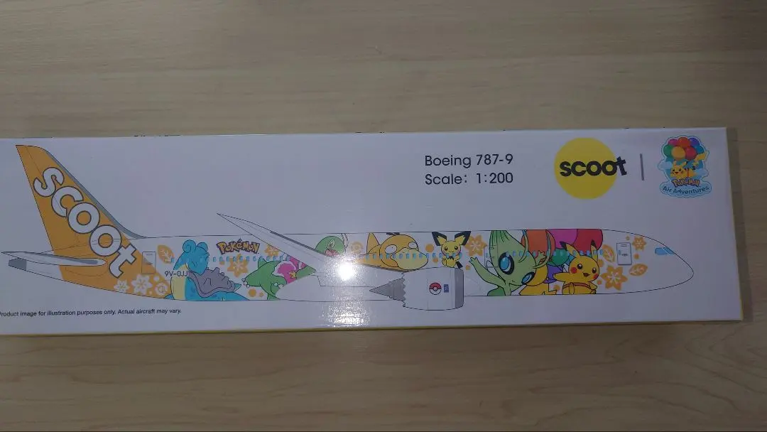 【新品】スクート機内販売限定品　B787-9ポケモン特別塗装1/200 飛行機 スクート、ピカチュウのデカール機就航 成田へ初便、787-9にデザイン