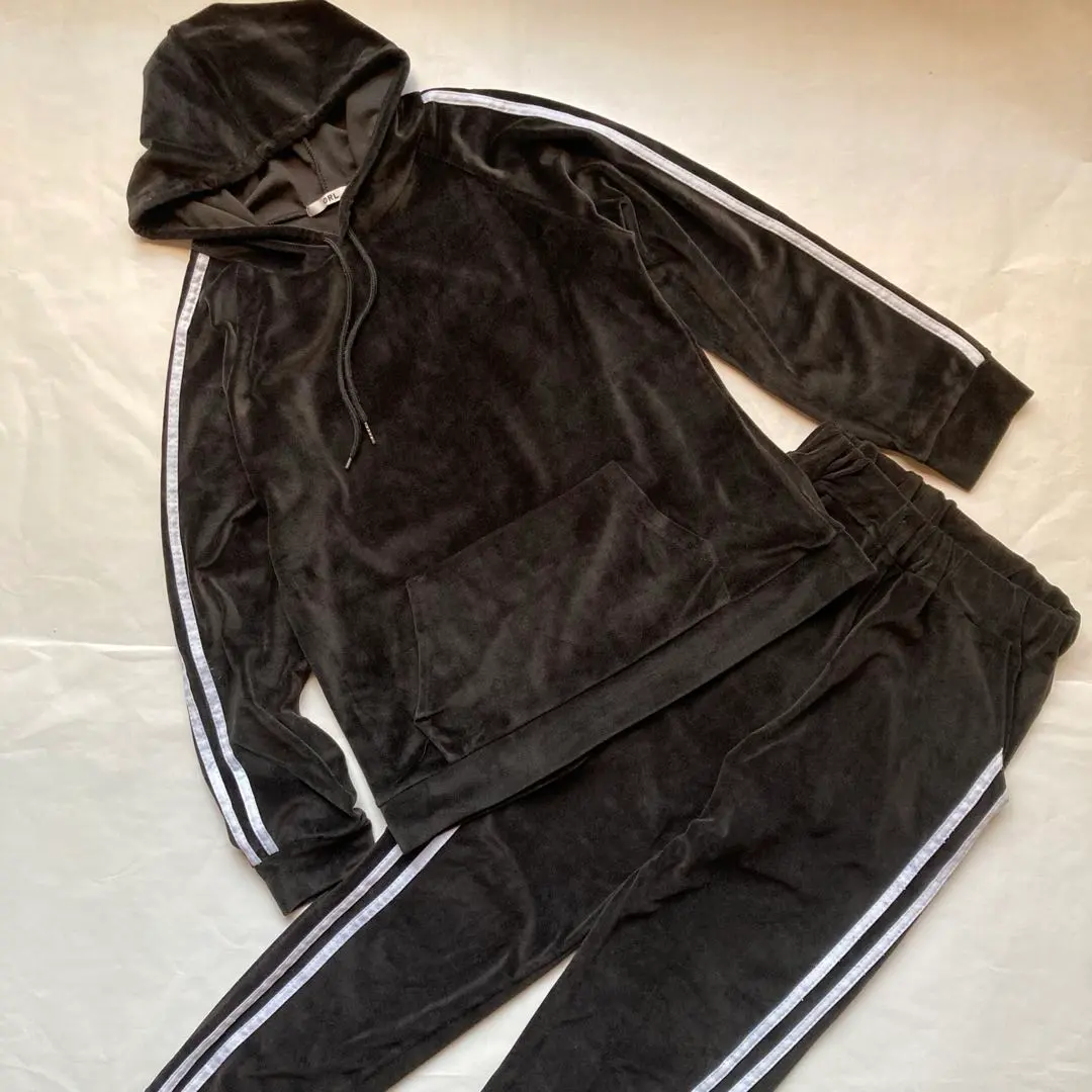 Thumbnail of Velour Fabric Sweatshirt Set Up Hoodie Sweatpants M