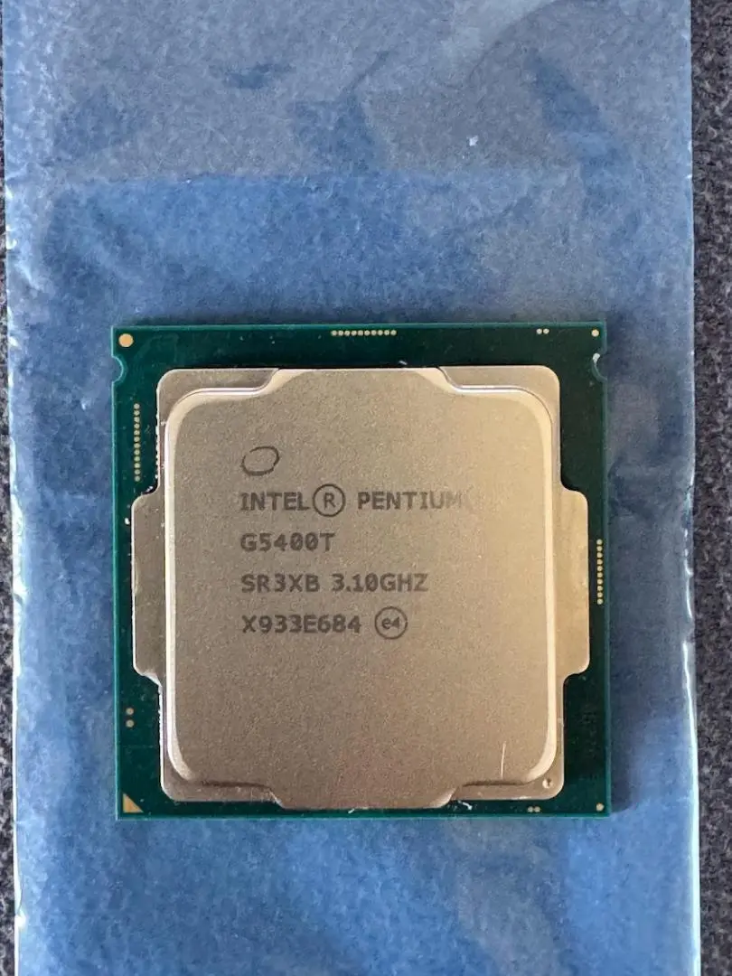 第8世代 PentiumGOLD G5400 ハードウェア インテル 【中古】Intel CPU Pentium Gold G5400 / 動作品 付属