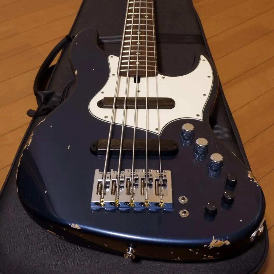 Xotic XJ-1T 5st RoastedMaple Neck 新品同様品! used】Xotic / XJ-1T 5st Black Cherry Metallic 2010 Mod. 2010
