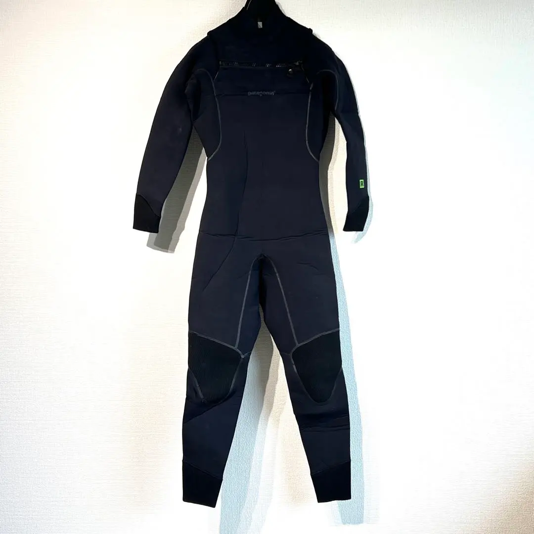 Thumbnail of Patagonia full suit R2 size 4