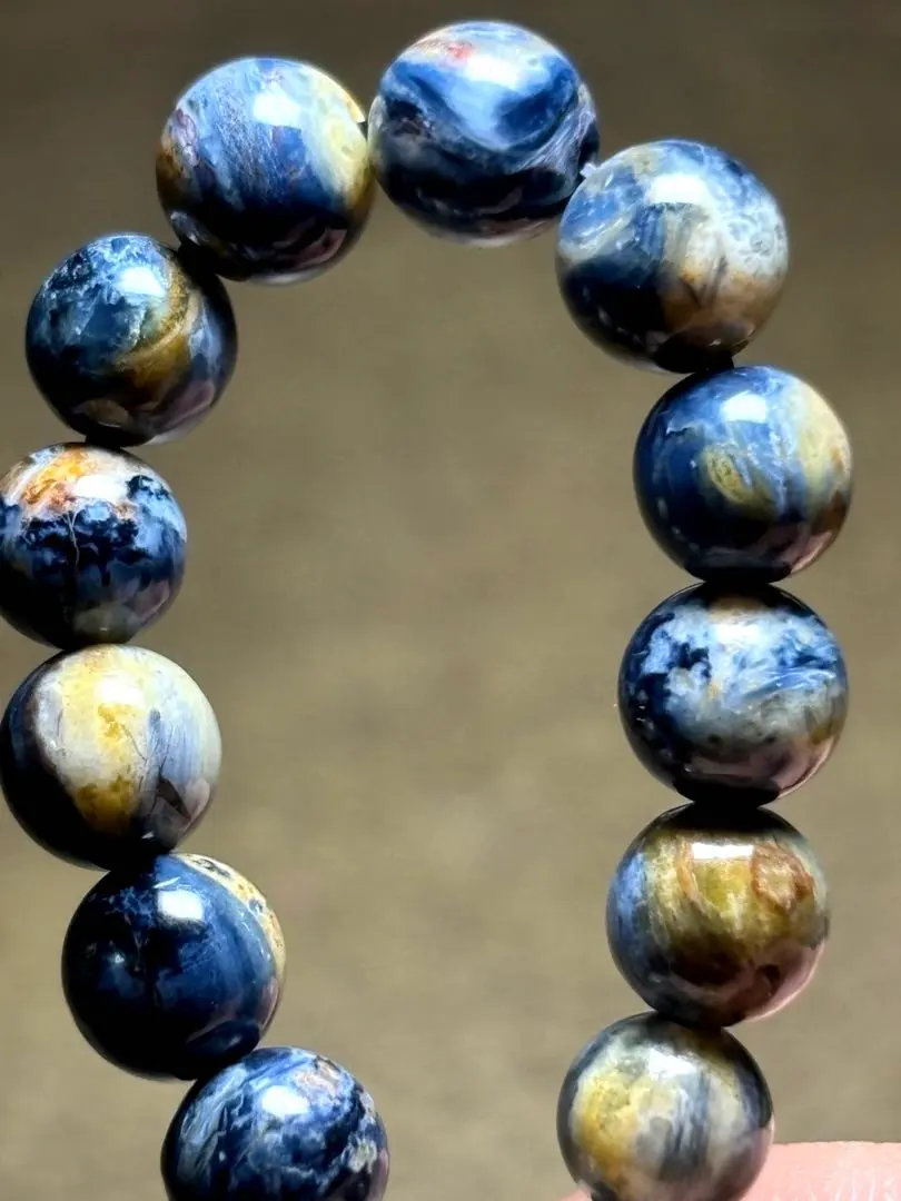 藍珀彼得石手串6.3〜6.8毫米（全新未使用）小顆粒　貓眼效應高品質 的縮圖