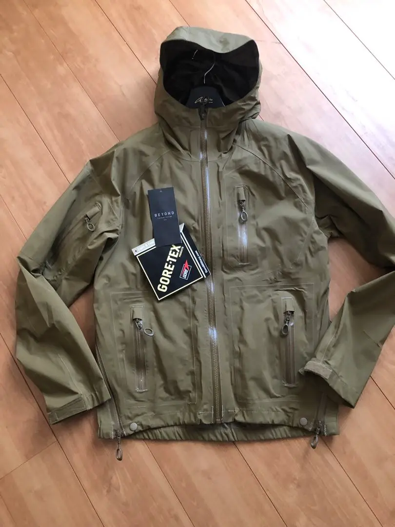 定価17万BEYOND CLOTHING gore-tex Sサイズコヨーテ