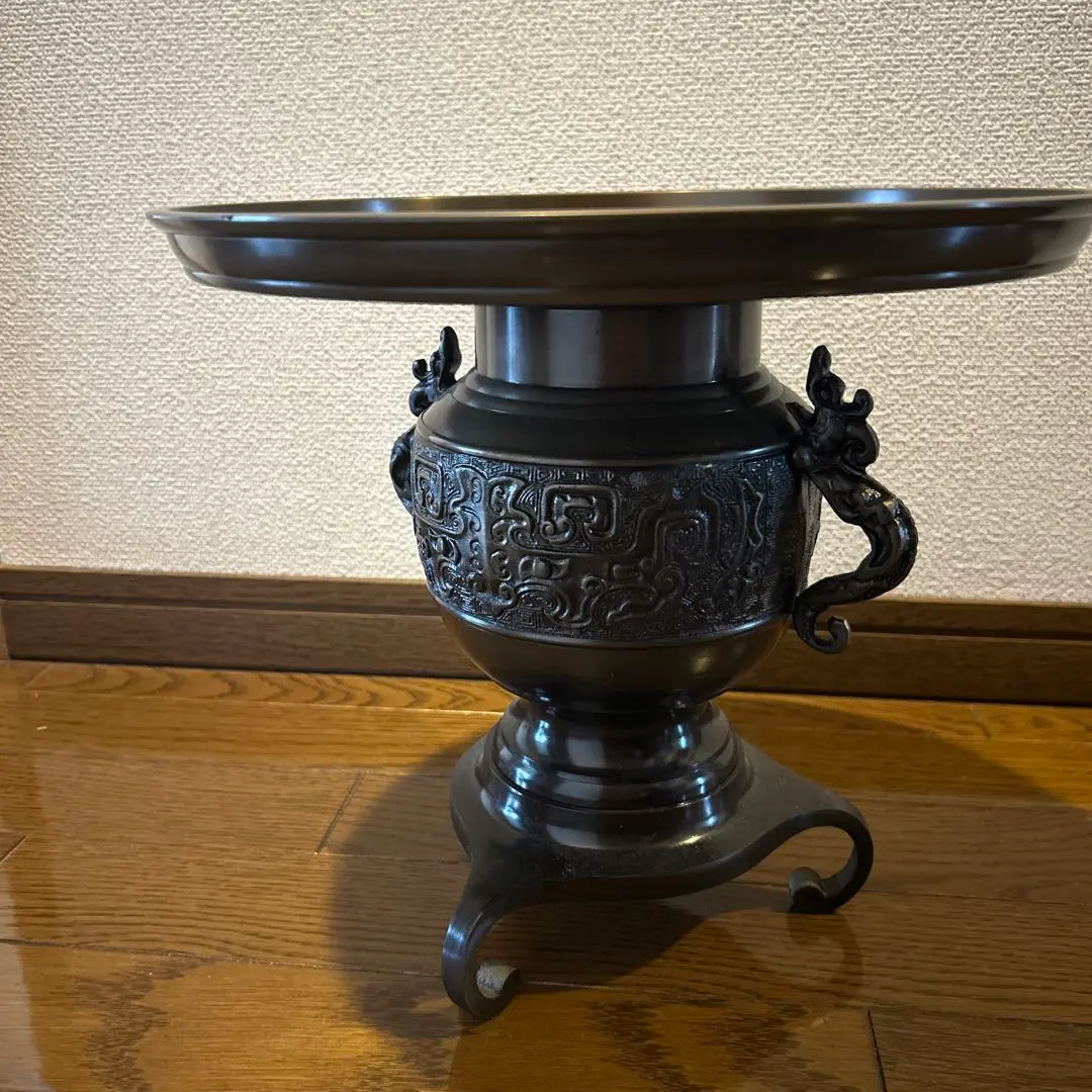 薄端・銅製花器◉唐金製◉山水・花入・三足・銅器・生花・華道