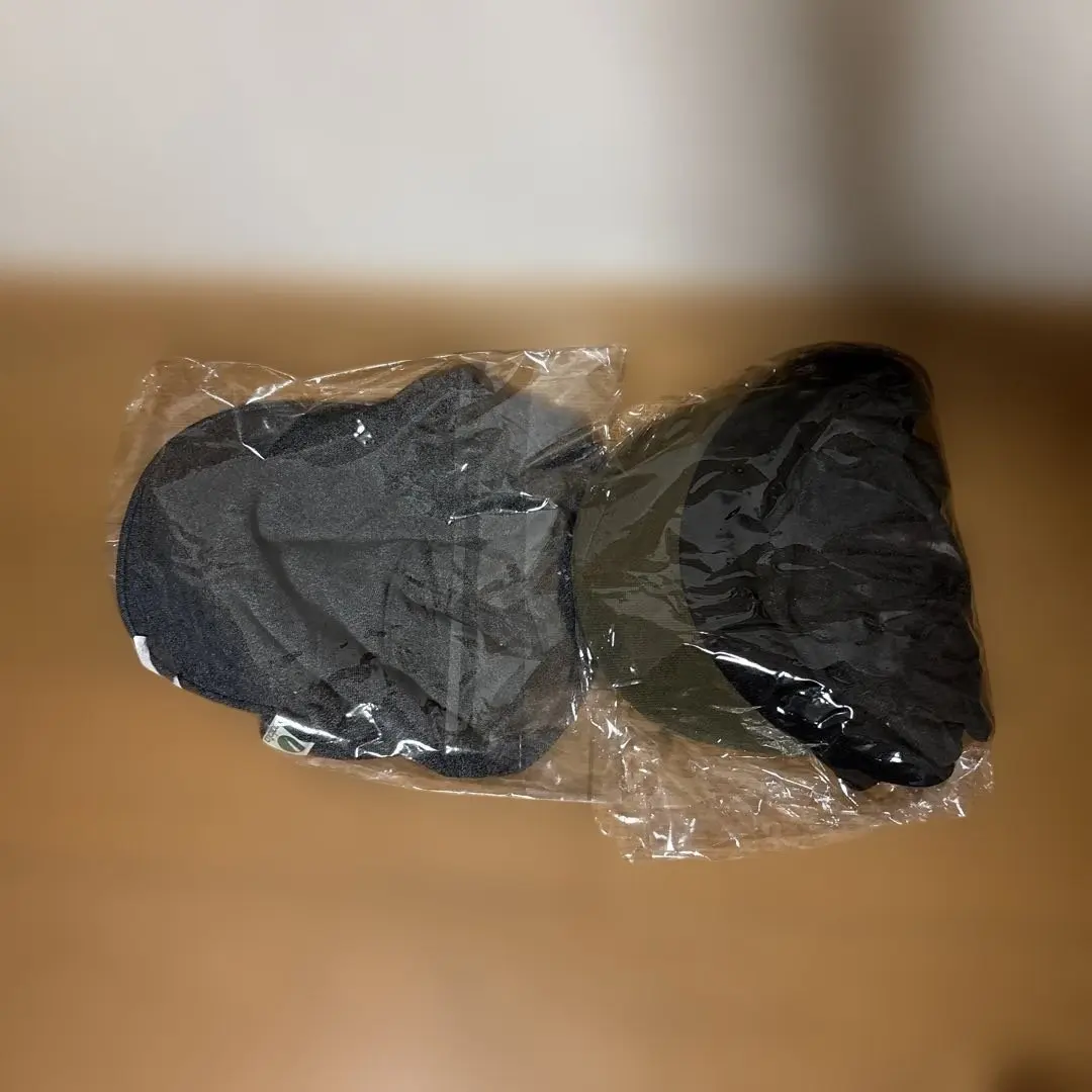 Thumbnail of Set of 2 black nylon caps