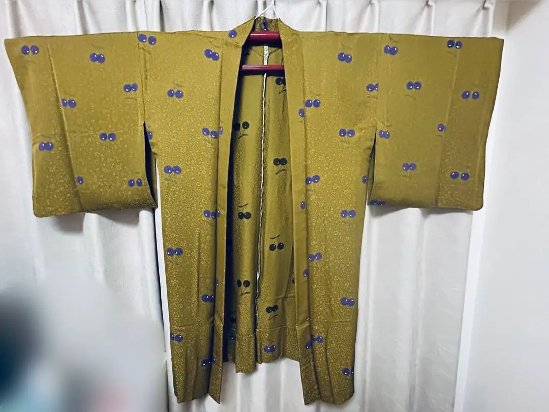 『小紋屋高田勝』新品⭐︎5年以内誂え⭐︎高級正絹着物余り布 新しい小紋の愉しみ” 小紋屋 高田勝 ご紹介 | きもの文化ライブラリ