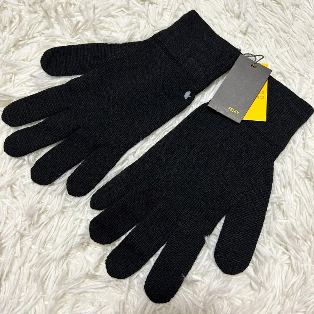 FENDI 手袋 FENDI - フェンディ FENDI ファー グローブ シルク ブランド小物
