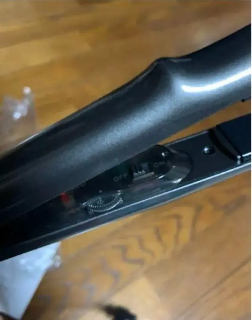 Thumbnail of Celebrity Straight Hair Iron Body