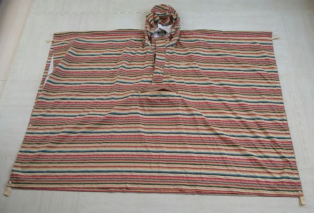 Sierra Designs 連帽斗篷 的縮圖