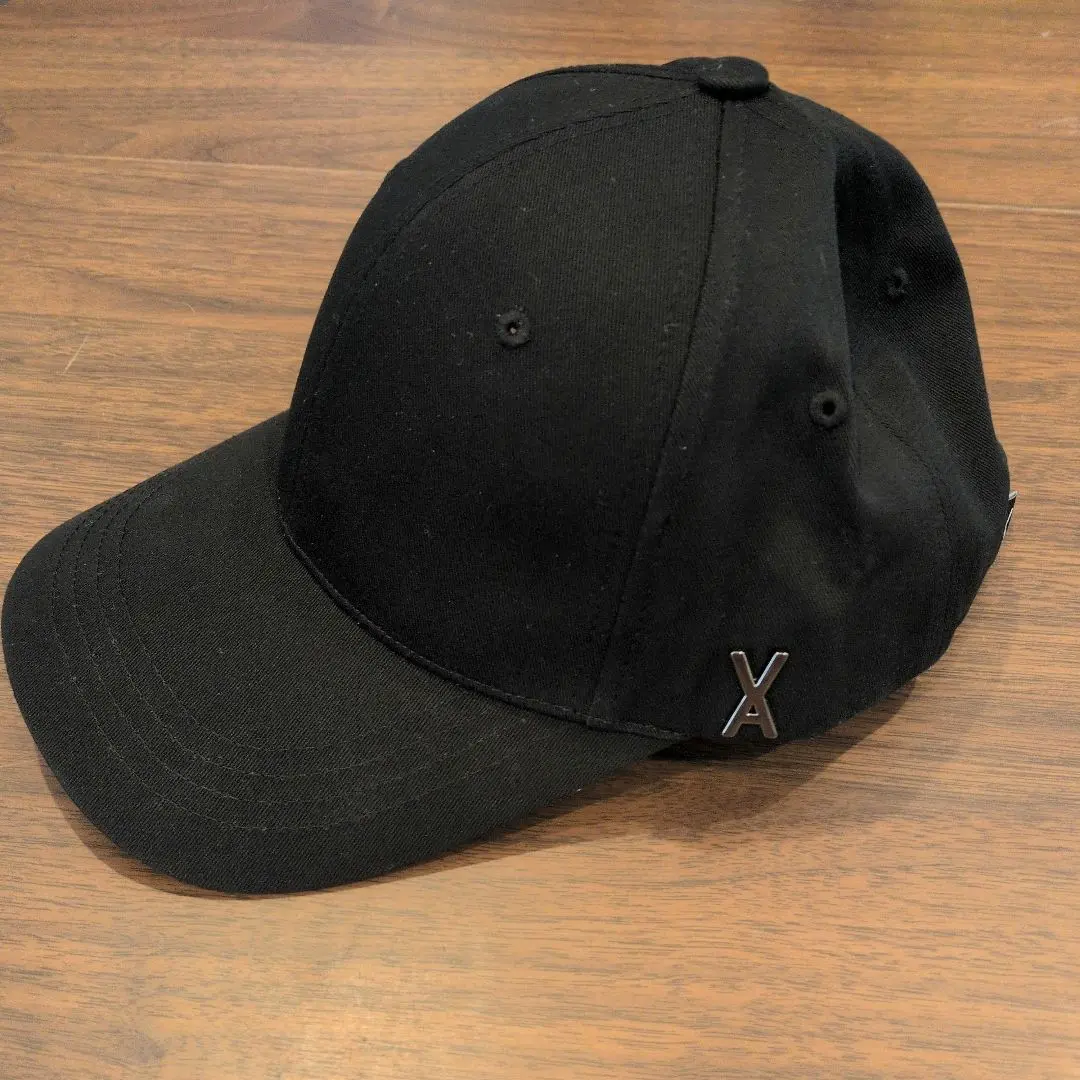 【全新未使用】VAR ZAR 黑色帽子 的縮圖