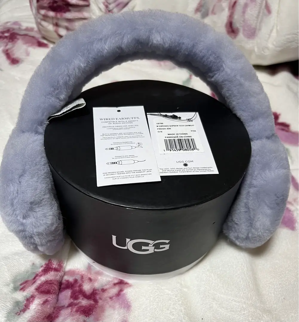 新品☆UGG⬜︎イヤーマフラー⬜︎ヘッドホン⬜︎BLUETOOTH⬜︎ムートン UGG イヤーマフ ugg アグ 耳当て Bluetooth ヘッドフォン機能