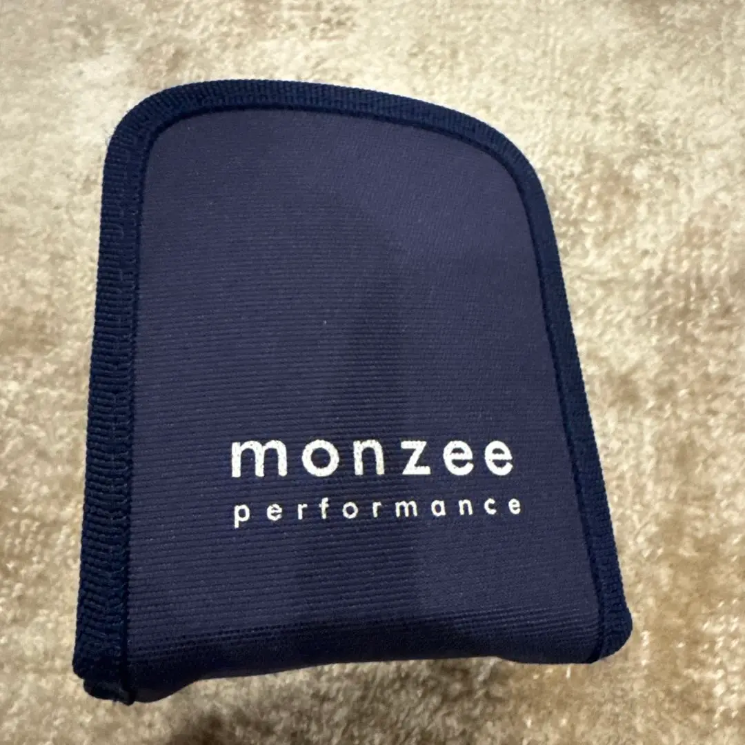 monzee モンジー エメラルドグリーン 非売品 バッグ 新品未使用 安いスポーツ - monzee モンジー エメラルドグリーン 非売品