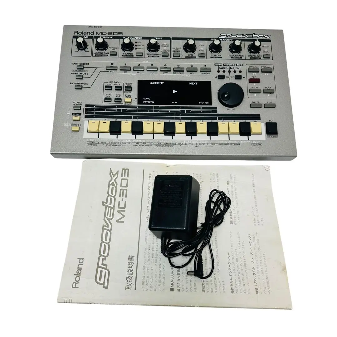 Roland - MC-303 | Groovebox