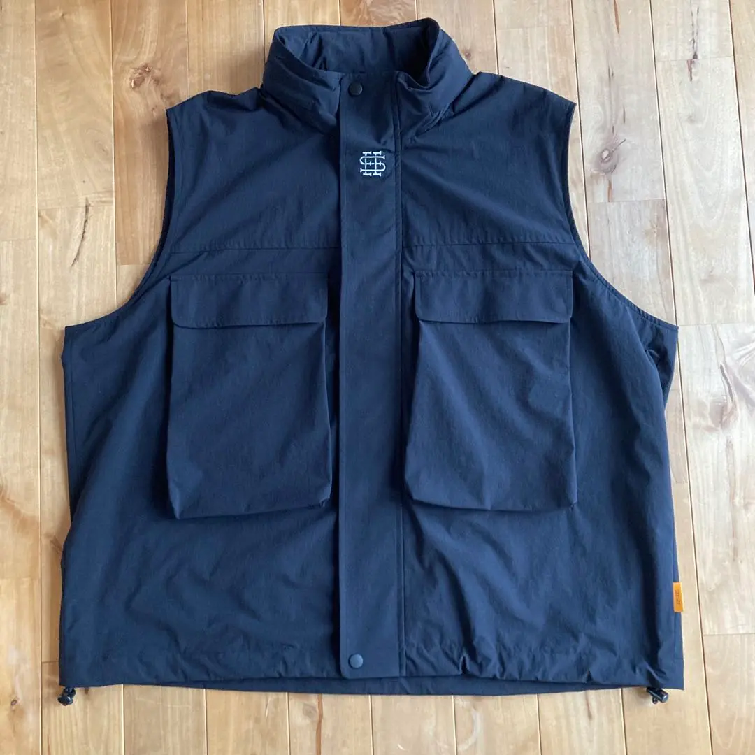 美品 SEESEE シーシー REVERSIBLE PUFF VEST ベスト SEE SEE リバーシブルパフベストが国内1月13日／1月14日より限定