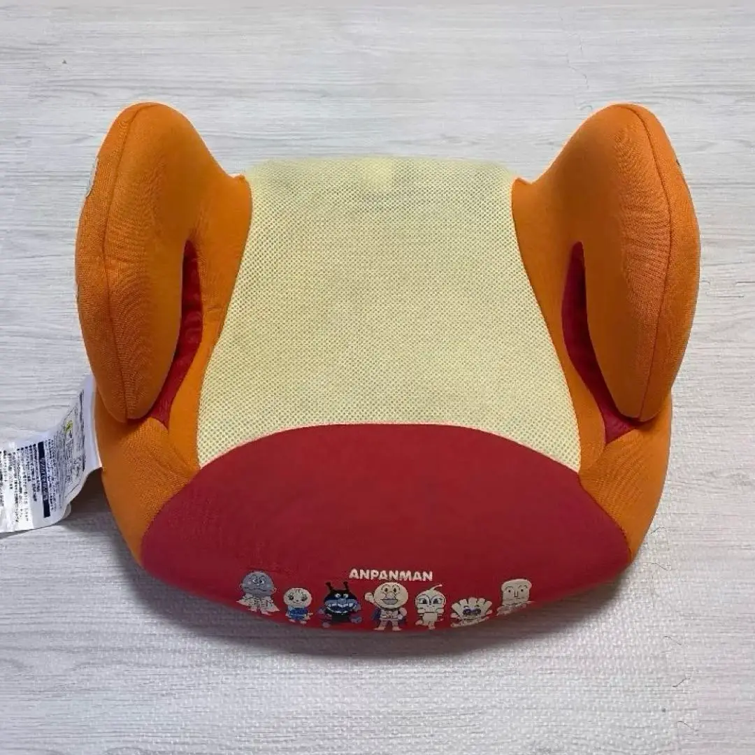 【極美品】アンパンマン ブースターシート　チャイルドシート　ジュニアシート アンパンマン ジュニアシート ブースターシート キッズシート