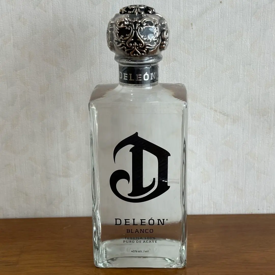 DELEON旧ボトル　空瓶外箱付き　ディアマンテ2本アネホ1本セット DELEON旧ボトル 空瓶外箱付き ディアマンテ2本アネホ1本セット