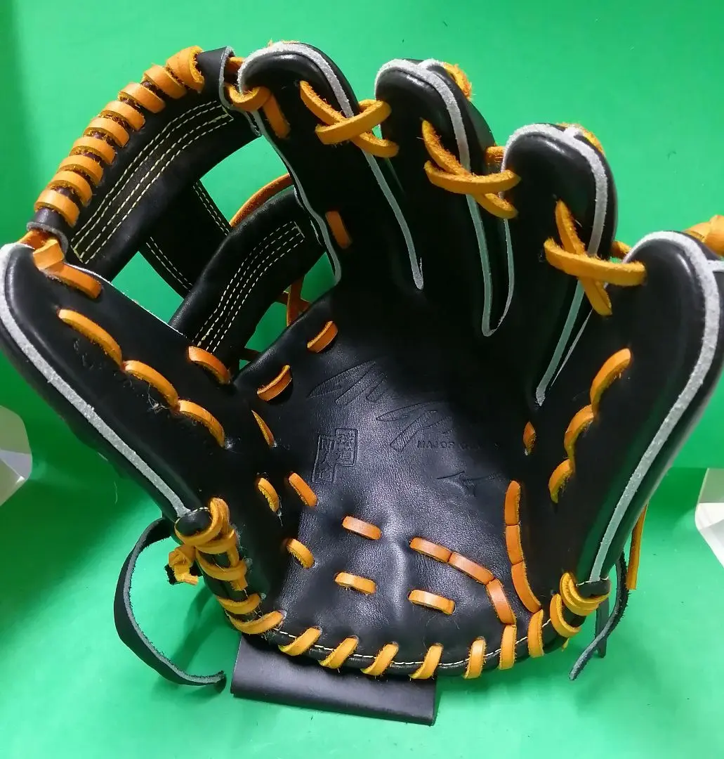 ヤクルト宮本選手着用 ミズノプロ ミズノショップ神宮外苑 限定商品｜1AJGH58903｜硬式用復刻M