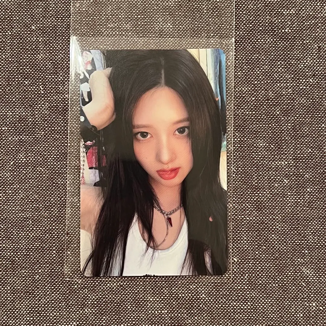 Thumbnail of IVE be alright Solo Jacket Trading Card - Gaeul