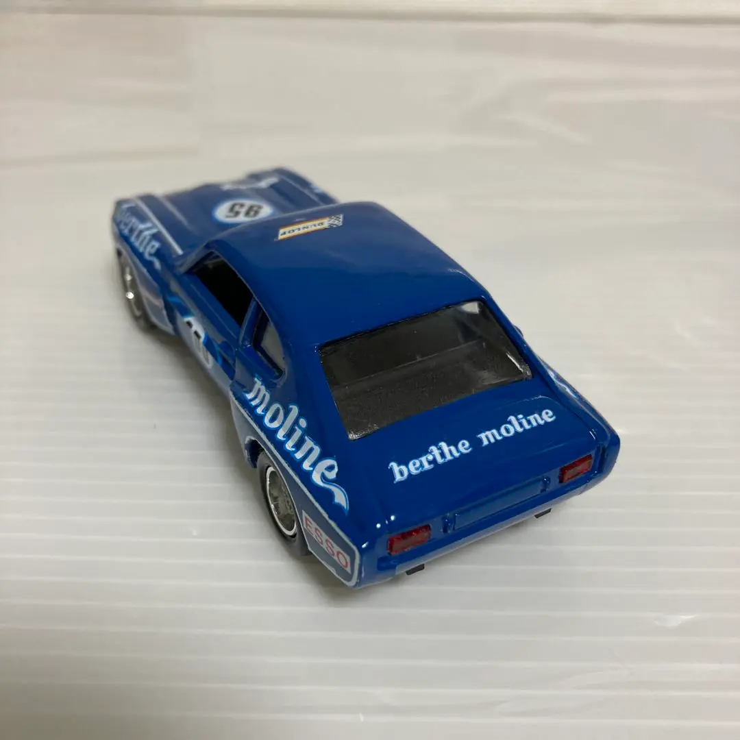 美品　ミニチャンプス　フォード　カプリ　1/43 MINICHAMPS ミニチャンプス 430828501 1/43 フォード・カプリ 1982