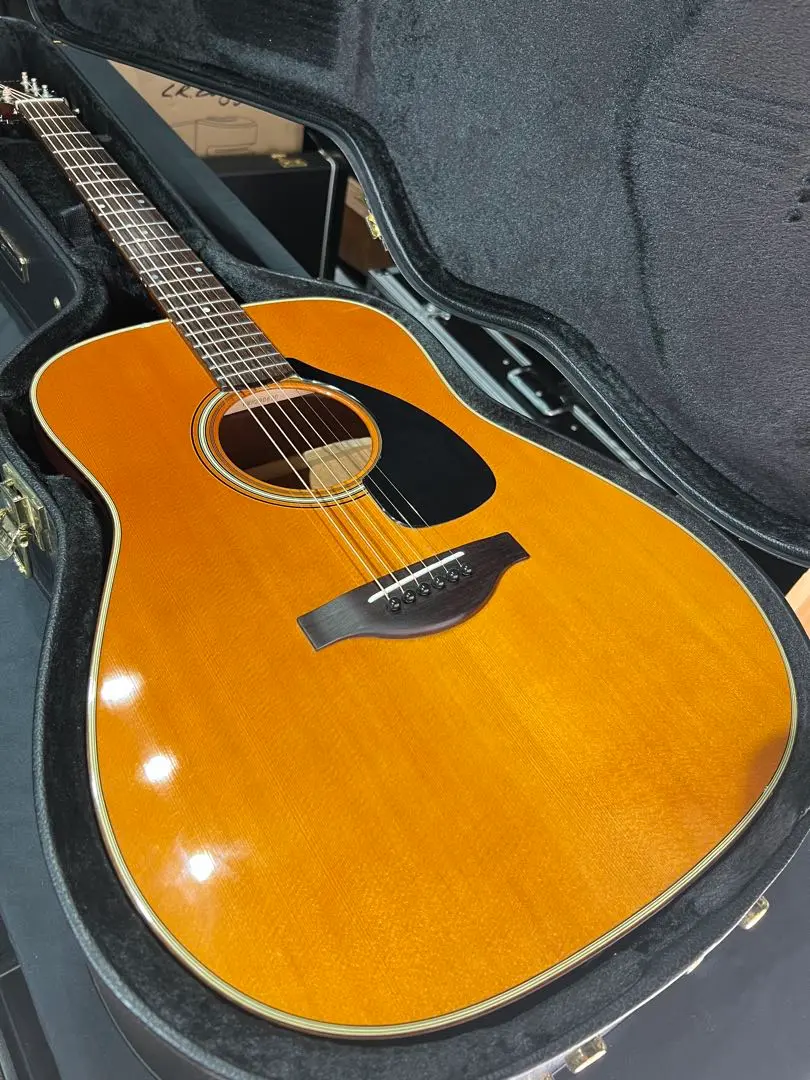 YAMAHA　FG180J アコースティックギター 弦新品 YAMAHA FG-180 '68 赤ラベル 奇跡の低い弦高（ビンテージ
