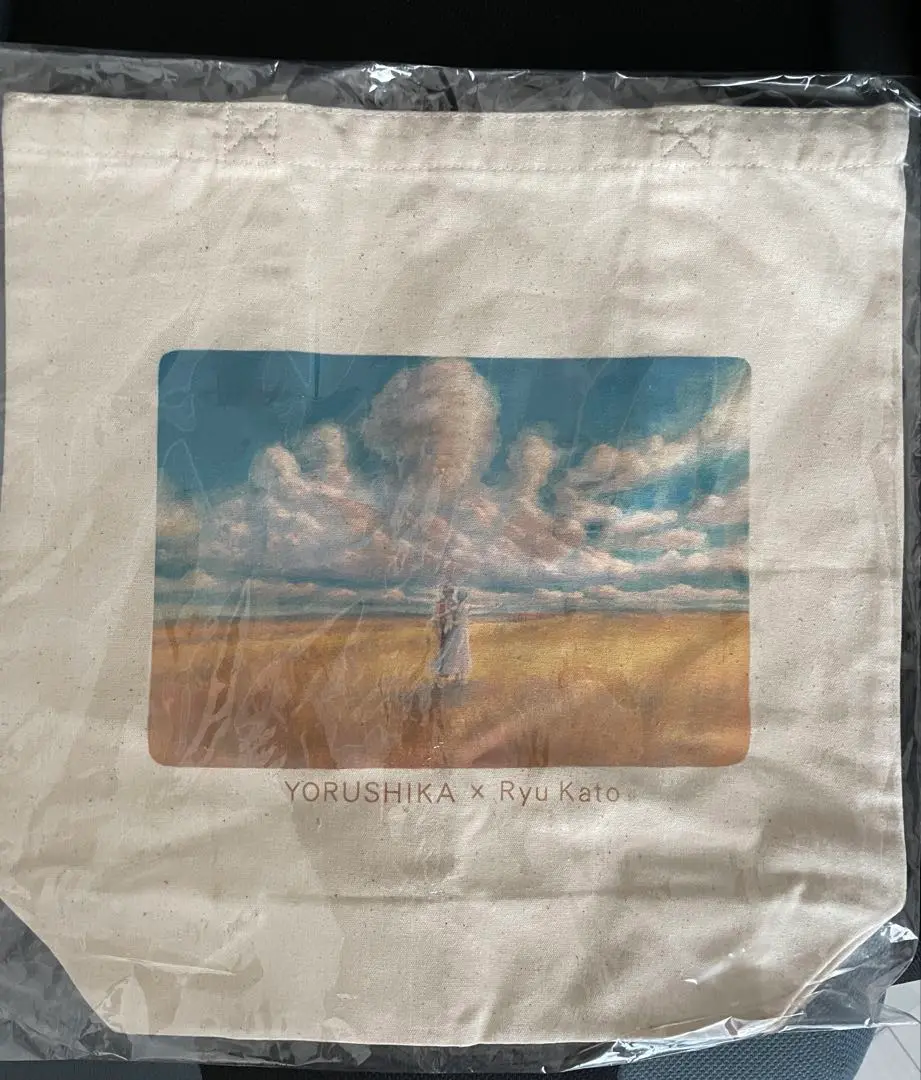 幻燈展 パドドゥ YORUSHIKA x Ryu Kato トートバッグ 商品詳細ページ | ヨルシカ official store | 「幻燈展」トート