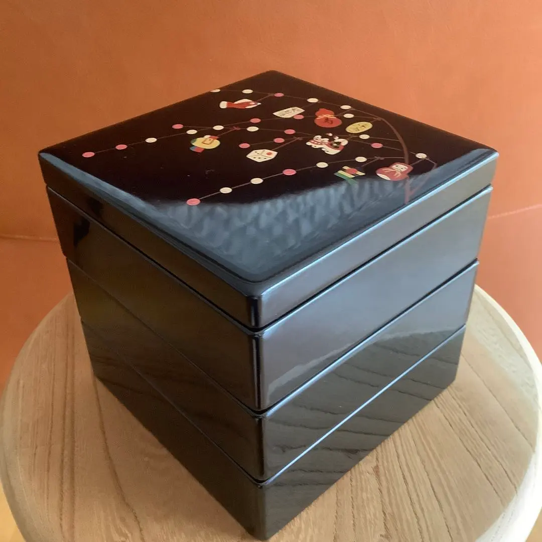 Thumbnail of Hime Jubako (small tiered food box) - Natural Wood - Urushi Lacquer Finish