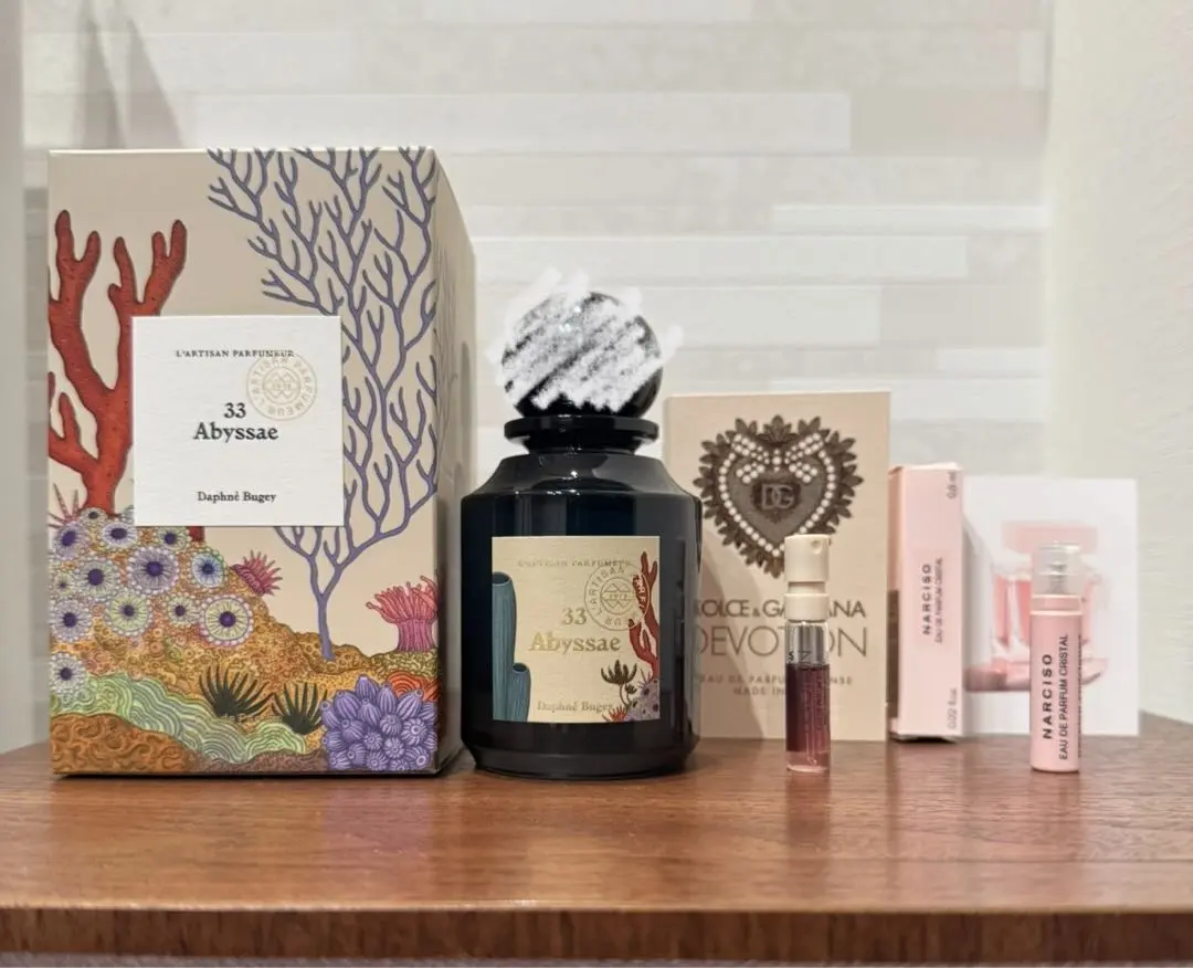 公式】アビサエ オードパルファム｜L'ARTISAN PARFUMEUR