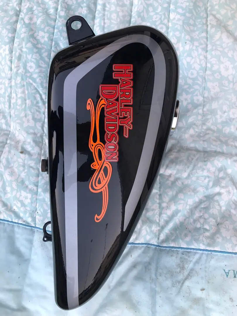 Harley-Davidson 純正品（XL1200S 1996）タンク 黒/金 XL1200S タンク ハーレー 純正 中古 バイク 部品 スポーツスター