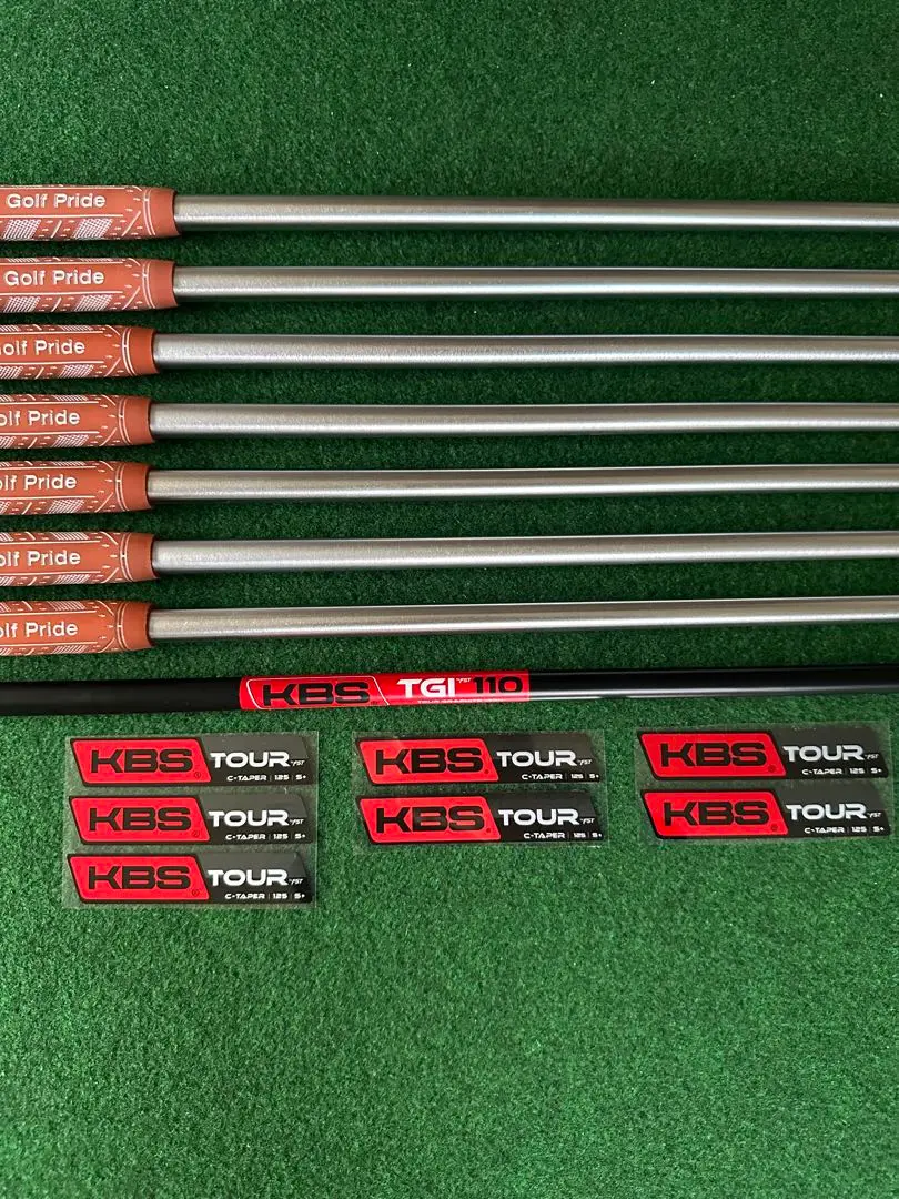 PROTOTYPE KS-701 アイアン KBS TGI 80 (9本) PROTOTYPE KS-701 アイアン KBS TGI 80 (9本)
